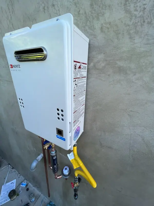 Tankless water heater installation for White Oak homes